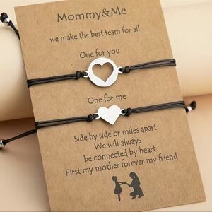 Mom & me gift bracelet set hearts NEW adjustable